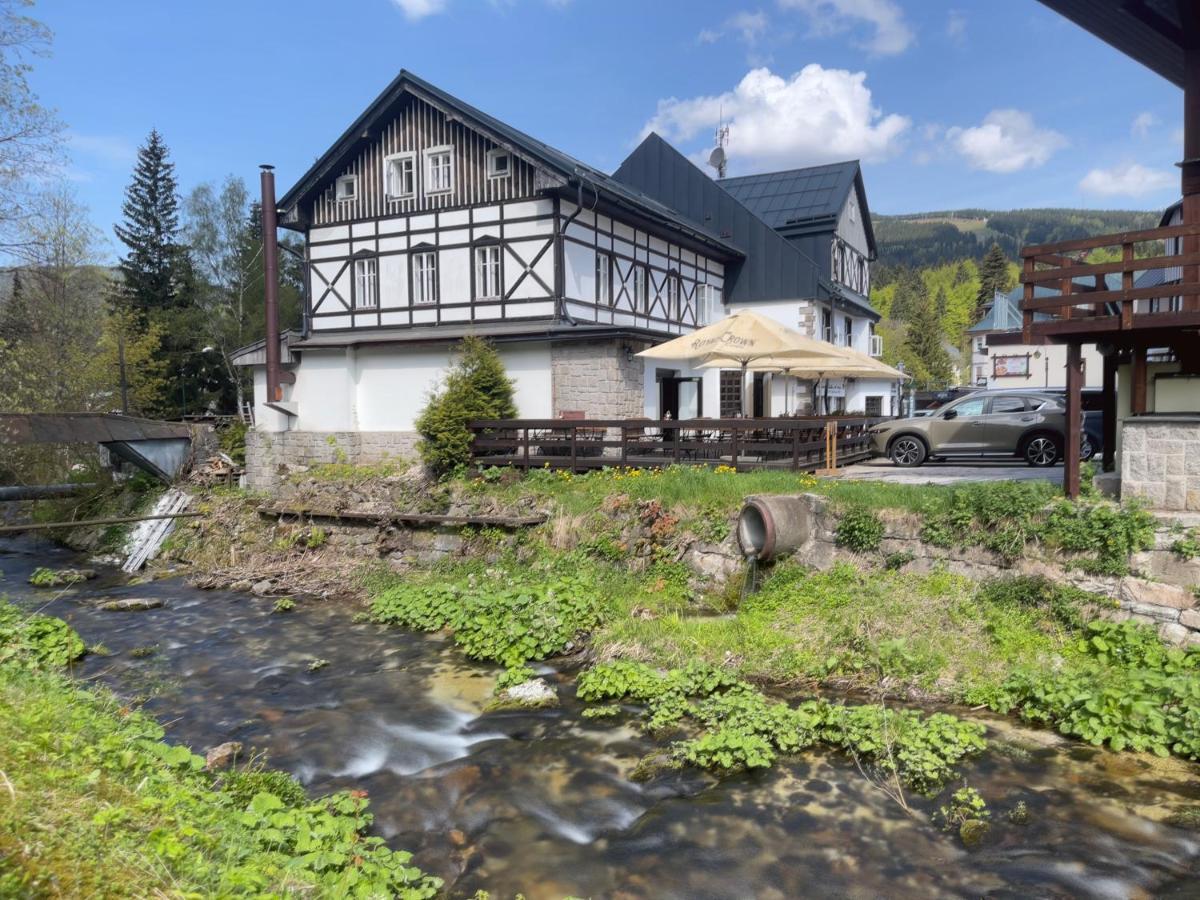 Hotel Lomnice Spindleruv Mlyn Exterior photo